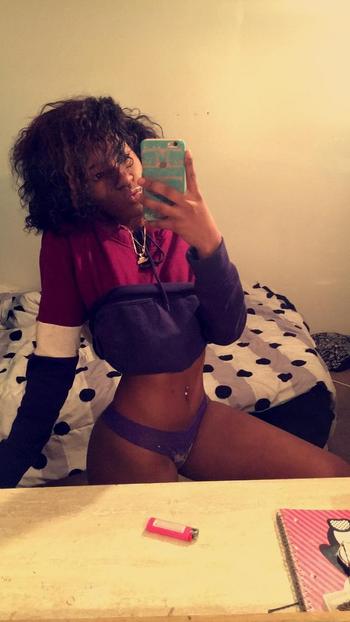 , 20  female escort, Los Angeles