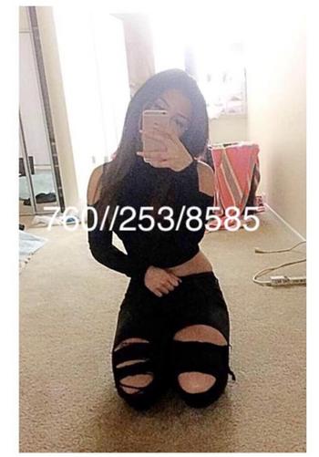 , 20  female escort, Los Angeles