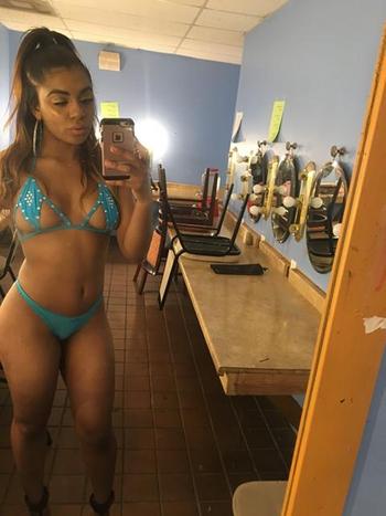 , 21  female escort, Los Angeles