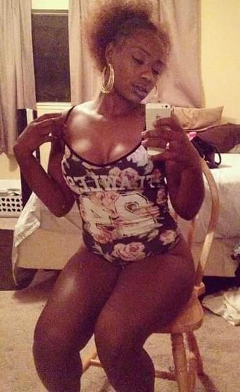 , 23  female escort, Los Angeles