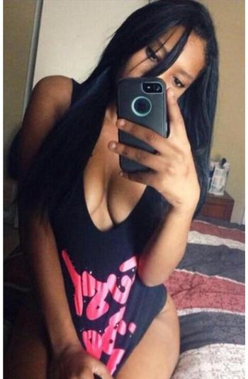 , 20  female escort, Los Angeles