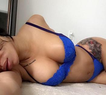 , 20  female escort, Los Angeles
