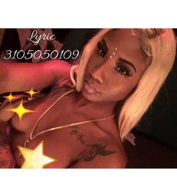 , 21  female escort, Los Angeles