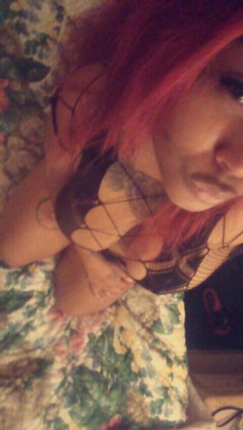 , 20 Latino/Hispanic female escort, Los Angeles