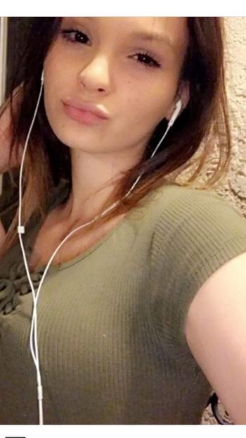 , 21  female escort, Los Angeles