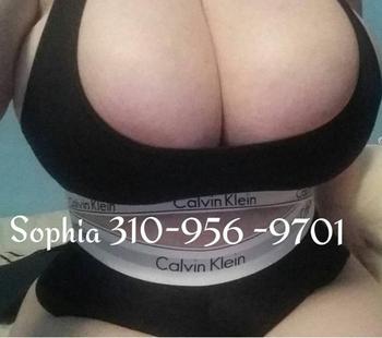 , 19  female escort, Los Angeles