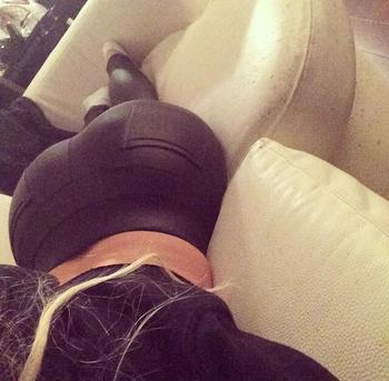 , 25  female escort, Los Angeles