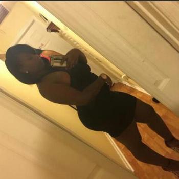 , 21  female escort, Los Angeles