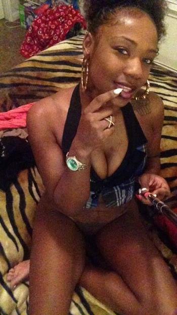 , 22  female escort, Los Angeles