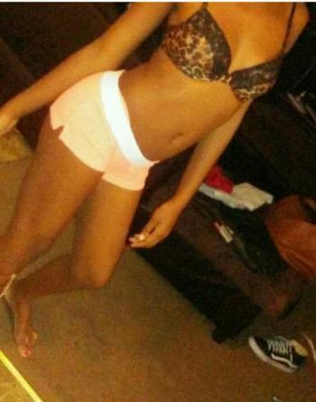 , 20  female escort, Los Angeles