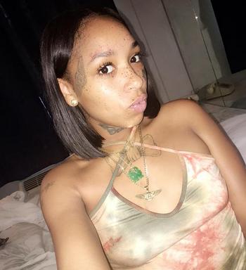 , 21  female escort, Los Angeles