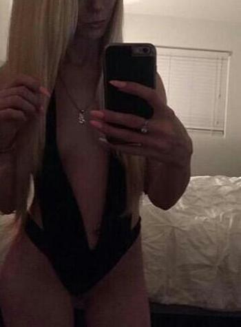 , 22 Asian female escort, Los Angeles