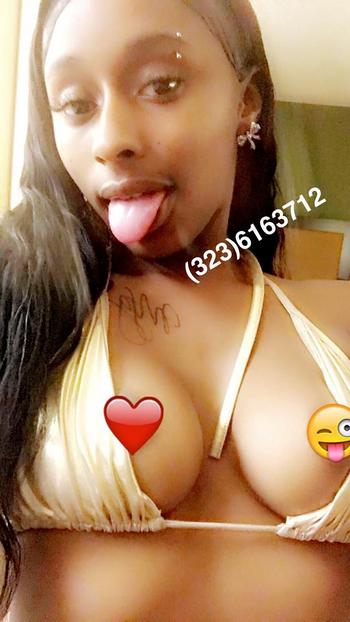 , 20  female escort, Los Angeles