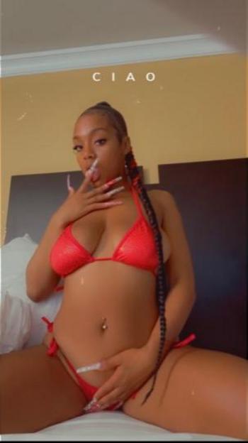 Amurraboujea, 22  female escort, Los Angeles