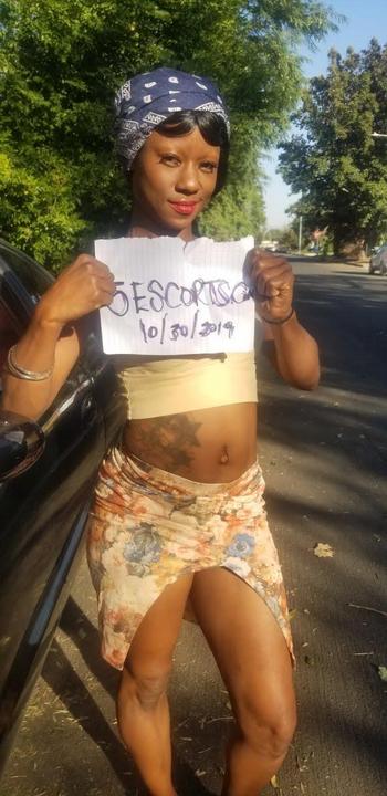 3104699905, 28 Mixed female escort, Los Angeles