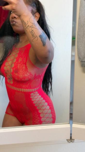 Kitty, 22  female escort, Los Angeles