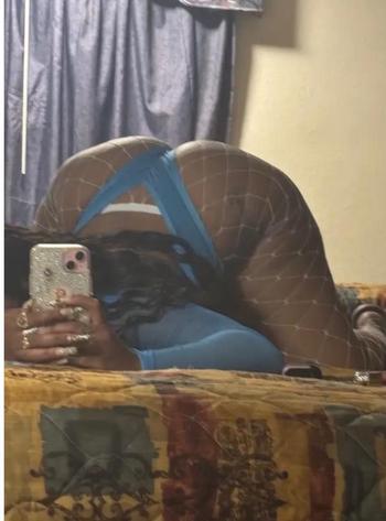 Bubbles, 21  female escort, Los Angeles