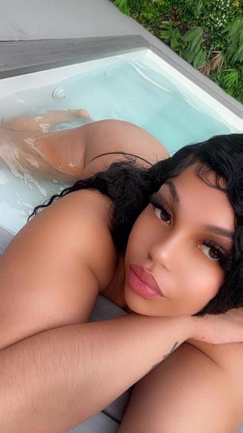 323-548-2573, 20  female escort, Los Angeles