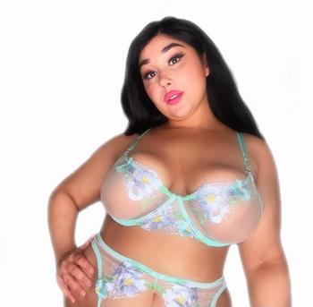 Chloe Klein, 26  female escort, Los Angeles