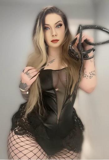 562-281-5202, 28  female escort, Los Angeles