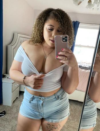 209-292-0442, 22  female escort, Los Angeles