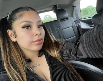 Lina, 22  female escort, Los Angeles