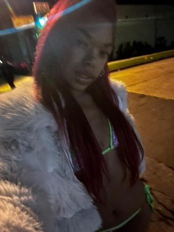 818-651-0655, 21  female escort, Los Angeles