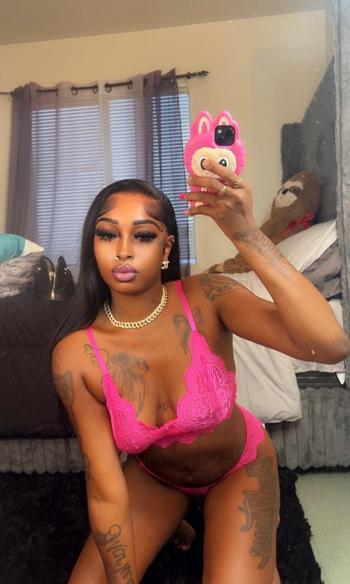 Secret , 28  female escort, Los Angeles